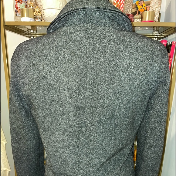 MABLEY & CAREW🪞sz 2 4 vintage Paul Parnes coat like new chic buttons! Pockets! - Picture 4 of 16